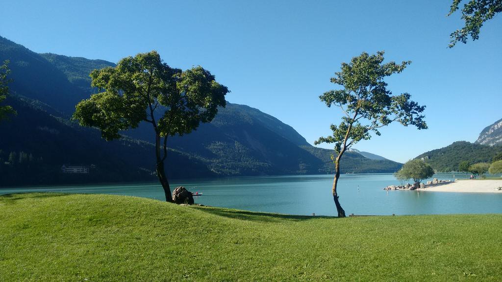 Lake&Nature Hotel Gloria Molveno Eksteriør billede